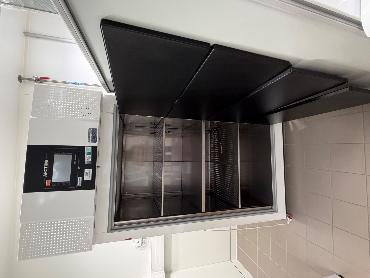 ARCTIKO ULUF P610GG - Ultra-low temperature freezer (-40°C / -86°C)